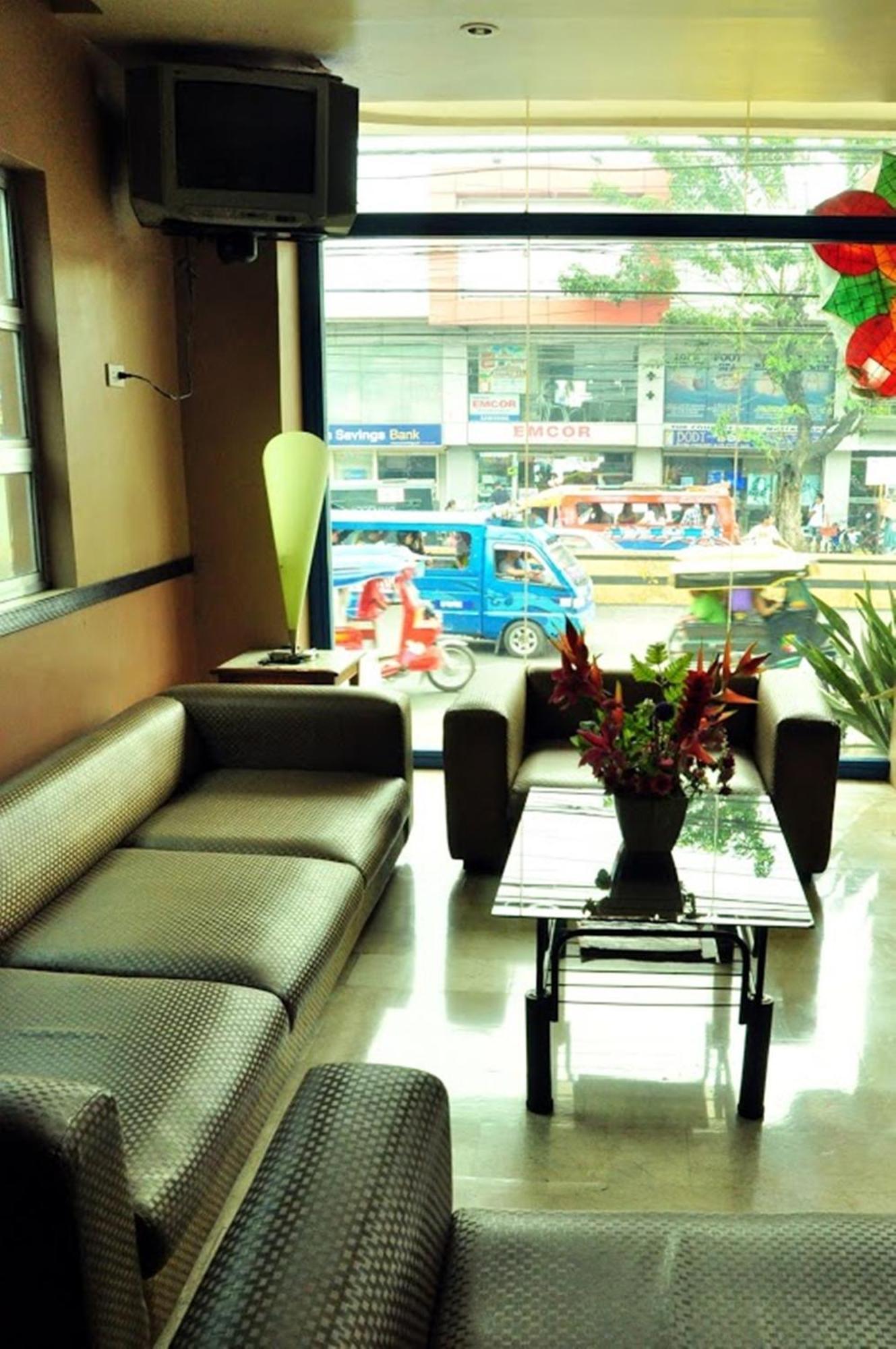Gv Hotel - Talisay City Extérieur photo