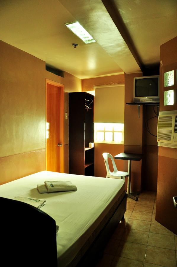 Gv Hotel - Talisay City Extérieur photo