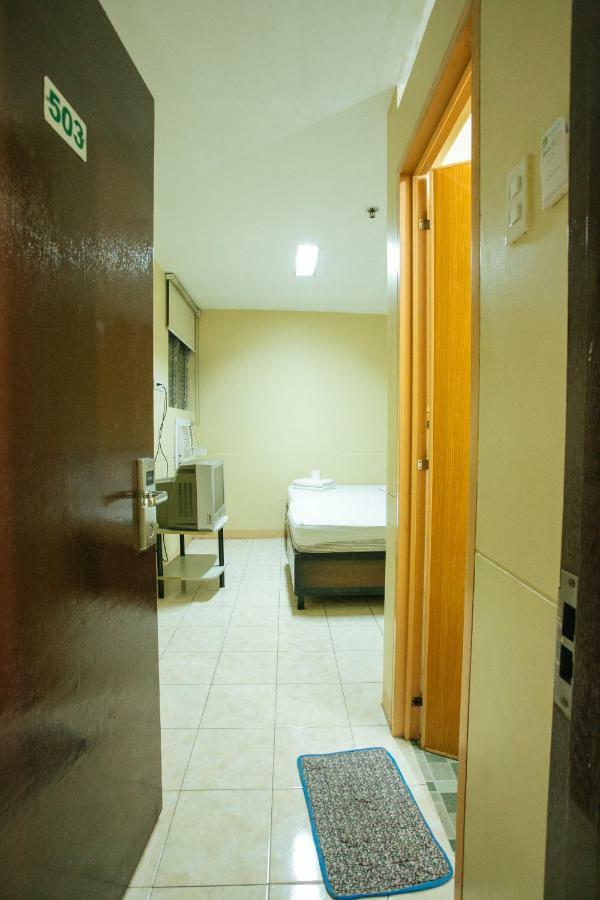 Gv Hotel - Talisay City Extérieur photo