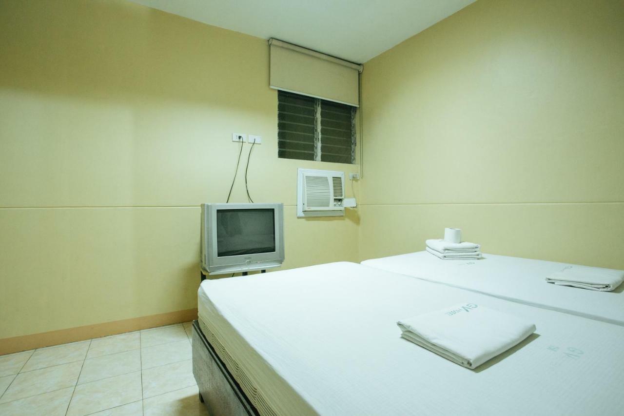 Gv Hotel - Talisay City Extérieur photo